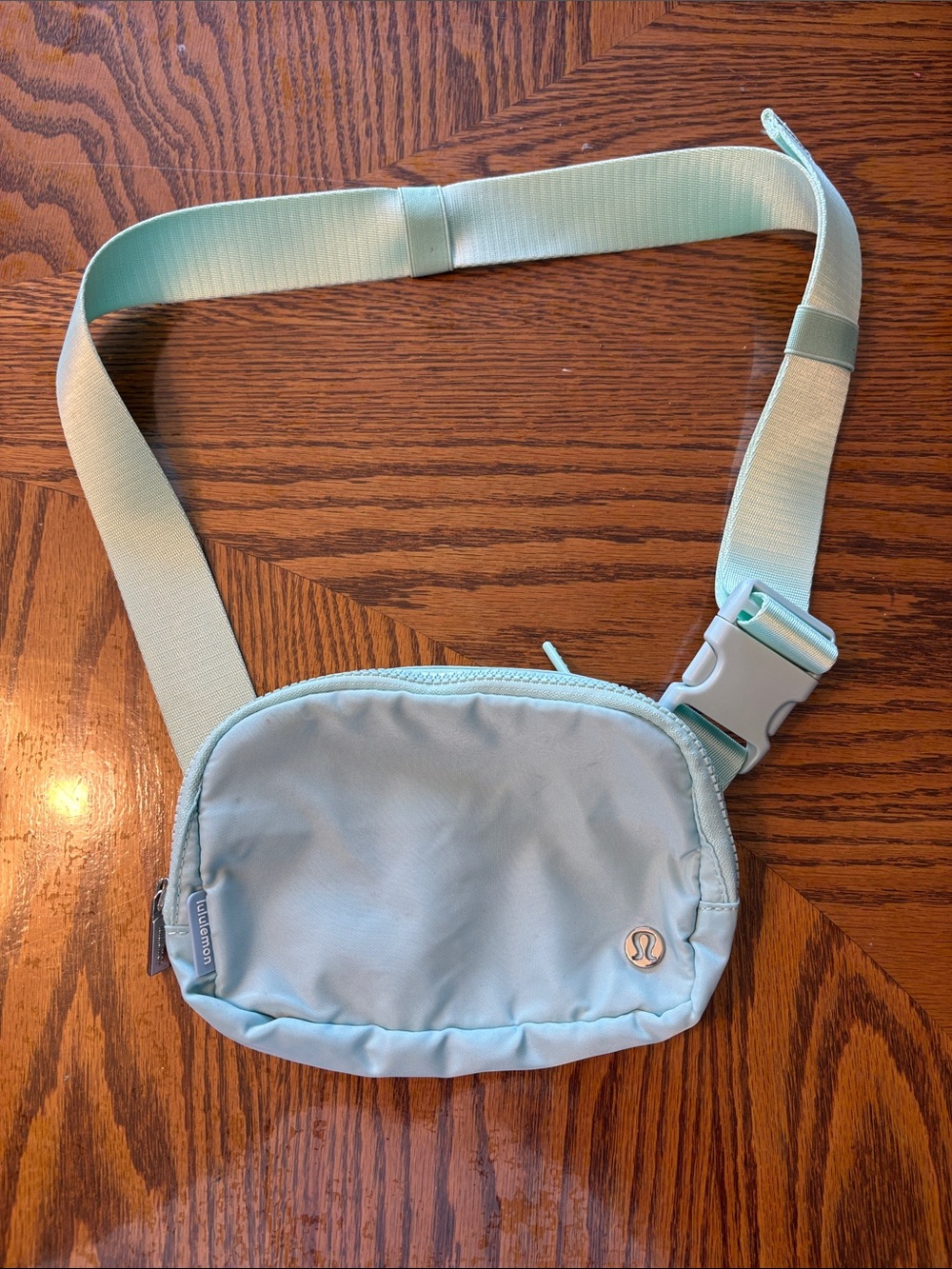 lululemon mint blue crossbody pouch